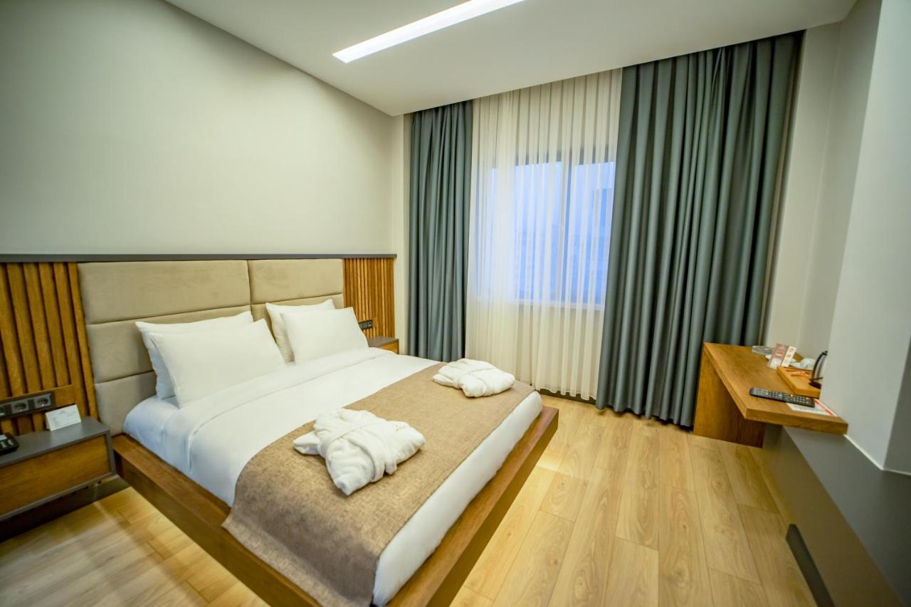 1300 m² 4 phòng ngủ, 1 phòng tắm riêng ở Trung tâm Trabzon Ngoại thất bức ảnh