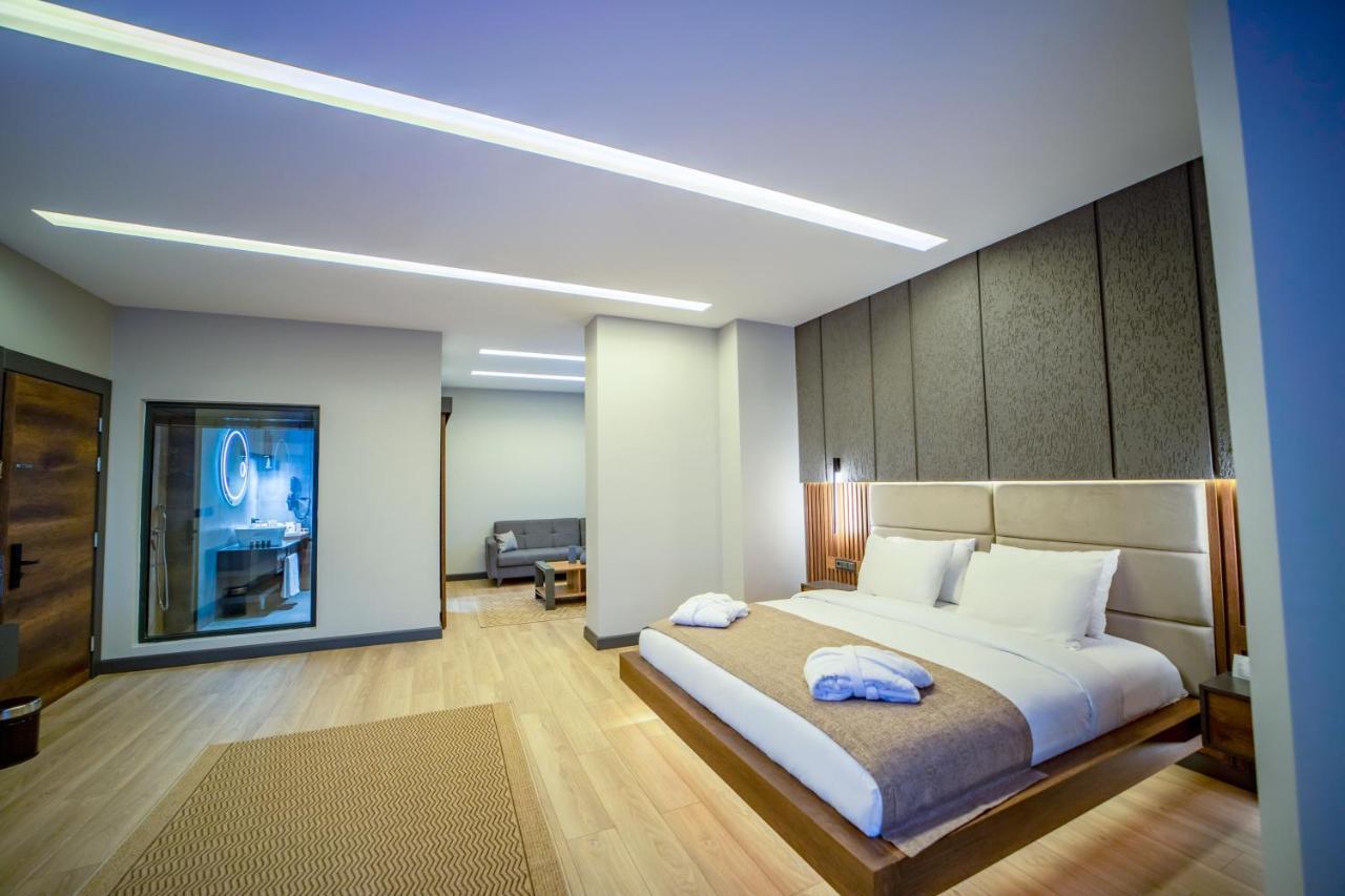 1300 m² 4 phòng ngủ, 1 phòng tắm riêng ở Trung tâm Trabzon Ngoại thất bức ảnh