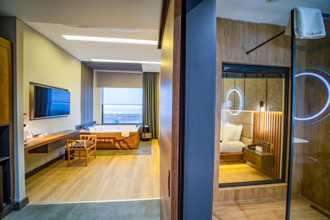 1300 m² 4 phòng ngủ, 1 phòng tắm riêng ở Trung tâm Trabzon Ngoại thất bức ảnh